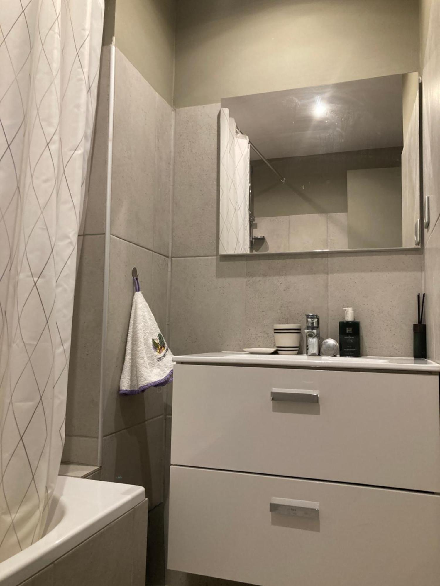 Nice West Cosy Flat Balcony, Near Airport, Train, Beach, Public Transport, Supermarket, Comfortable And Well Equipped 아파트 외부 사진